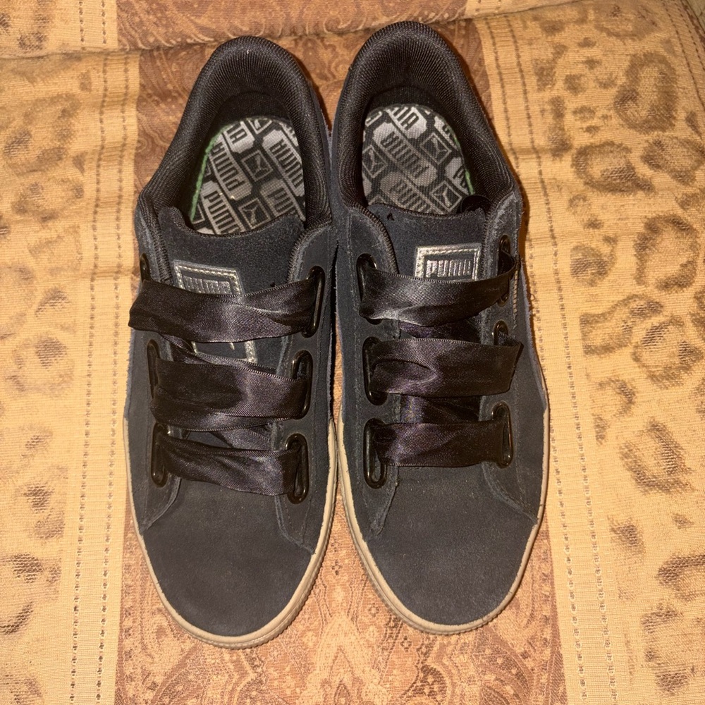 Puma Sneakers